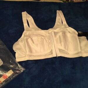 NWT Bra